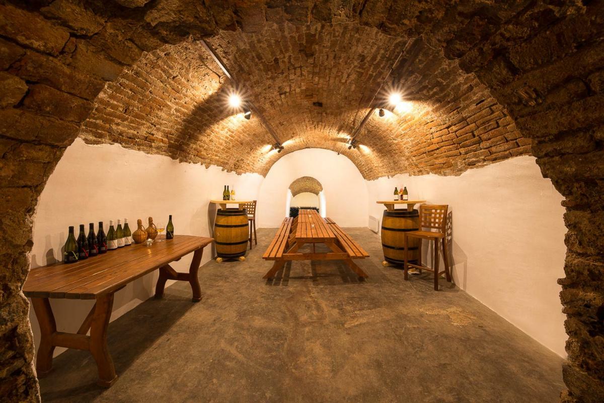 Penzion A Vinarstvi Naturvini Miroslav  Exterior photo